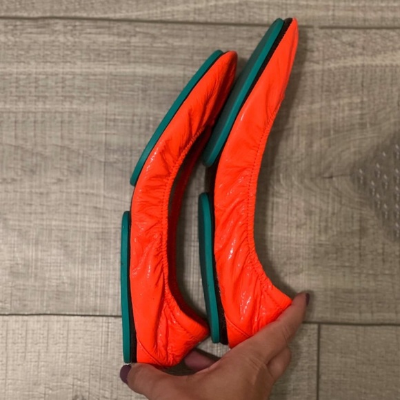 TIEKS - NEON OUTRAGEOUS ORANGE - Size 9 - Picture 7 of 9